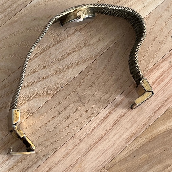 Bulova Ladies Watch Rare Vintage Mesh Bracelet Diamond in Black Dial - Picture 8 of 12